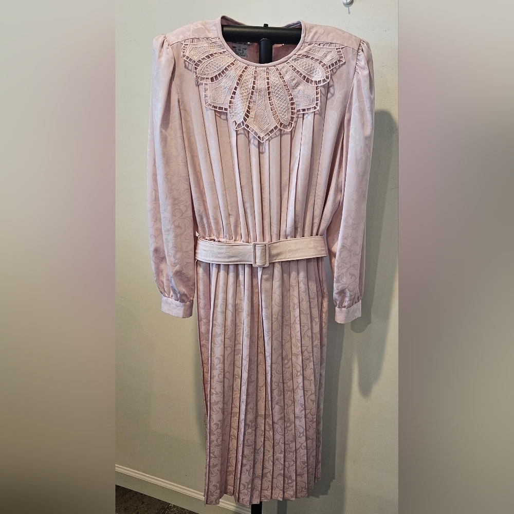 In The Mood Vintage 80s, Women's Pink Jacquard Pleated Midi Dress, Size 16